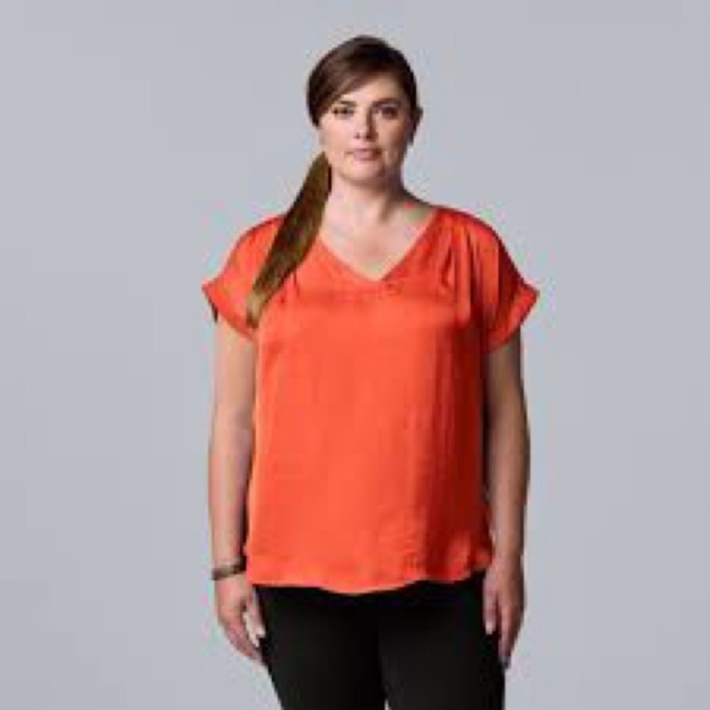 EUC WOMEN’S 2XL CUTE V-NECK EDDIE BAUER TOP